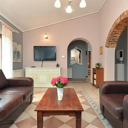 House 1744 Vakantiehuis Medulin