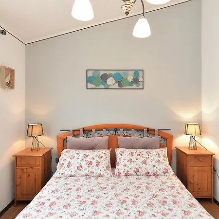 House 1744 Vakantiehuis Medulin