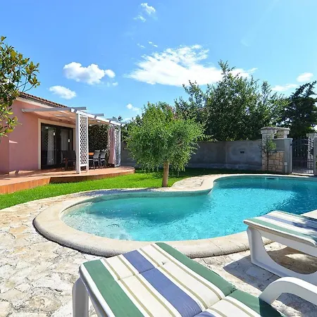 House 1744 Vakantiehuis *